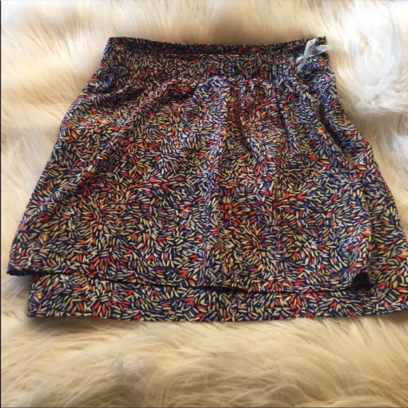 BCBGenerations Confetti Print Mini Skirt Sz 12 EUC - Picture 5 of 9